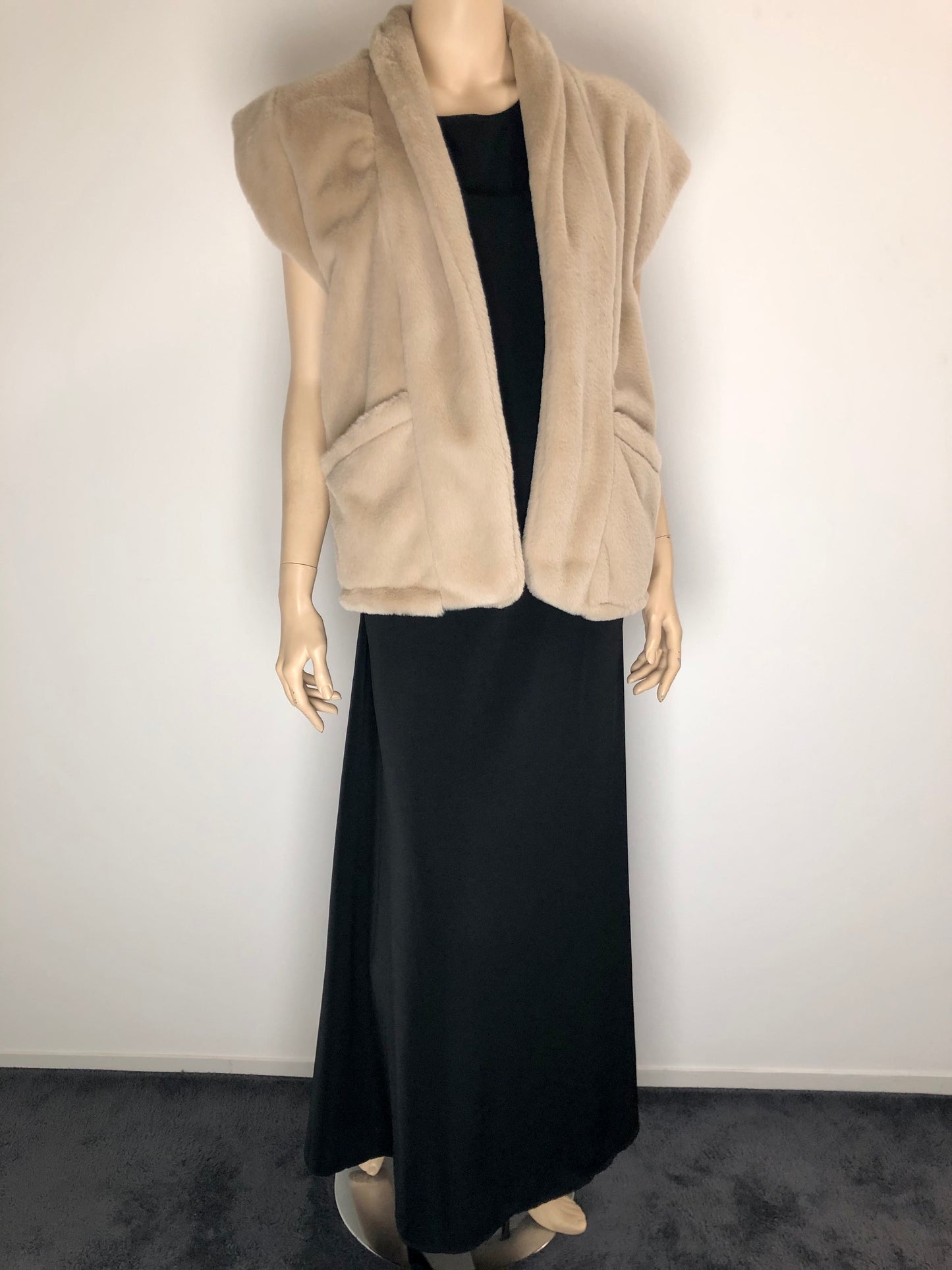 Veste Fausse Fourure Sans Manches