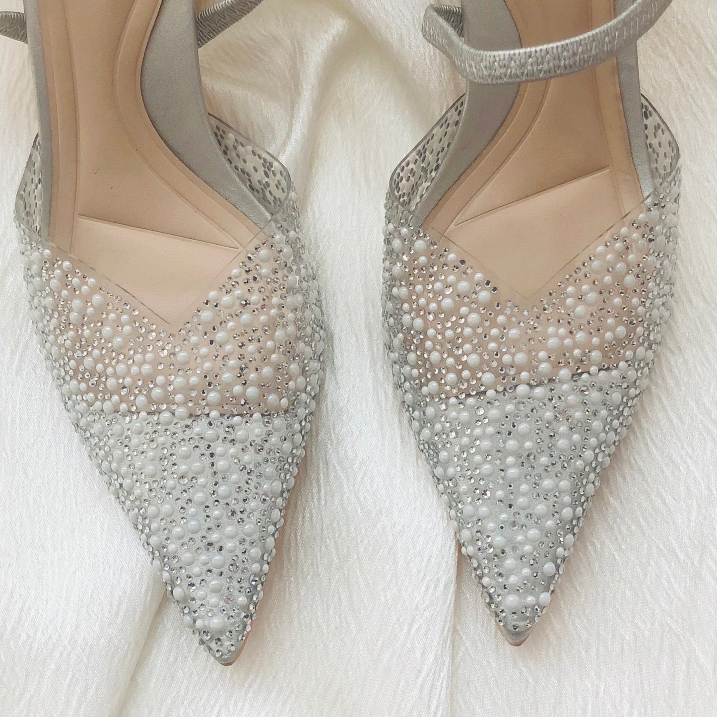 Chaussures Escarpins Argentés Transparents Perles et Strass