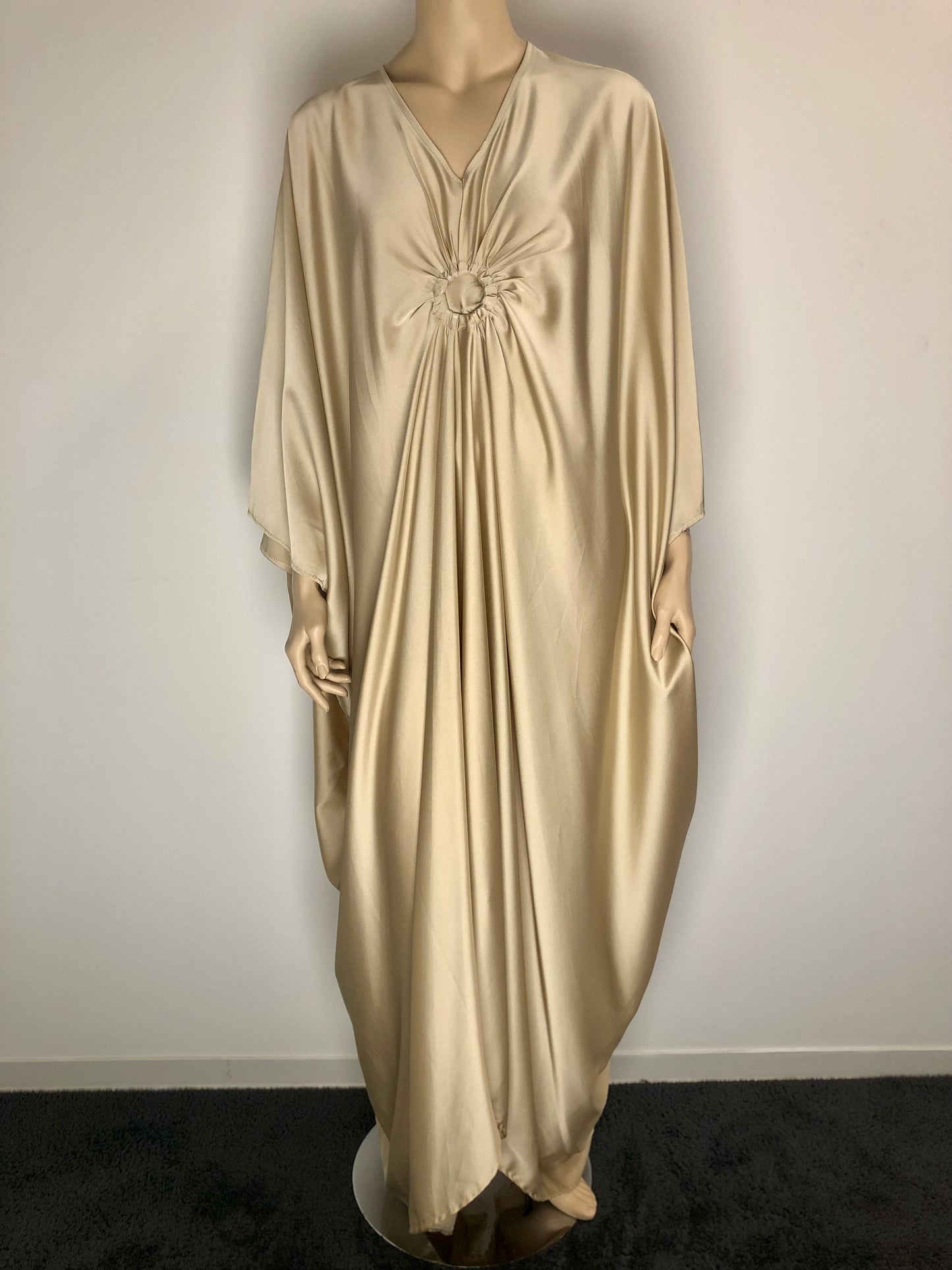 Robe Satin Oversize Anneau