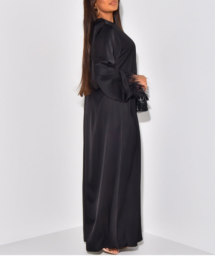 Abaya Satin Plumes