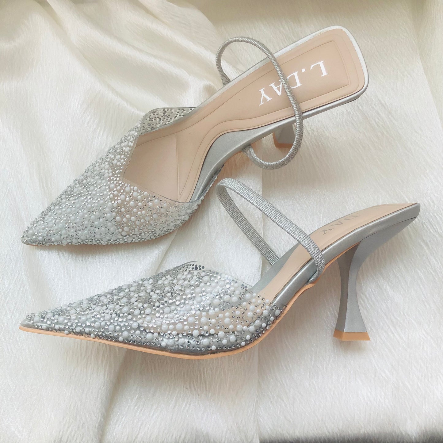 Chaussures Escarpins Argentés Transparents Perles et Strass