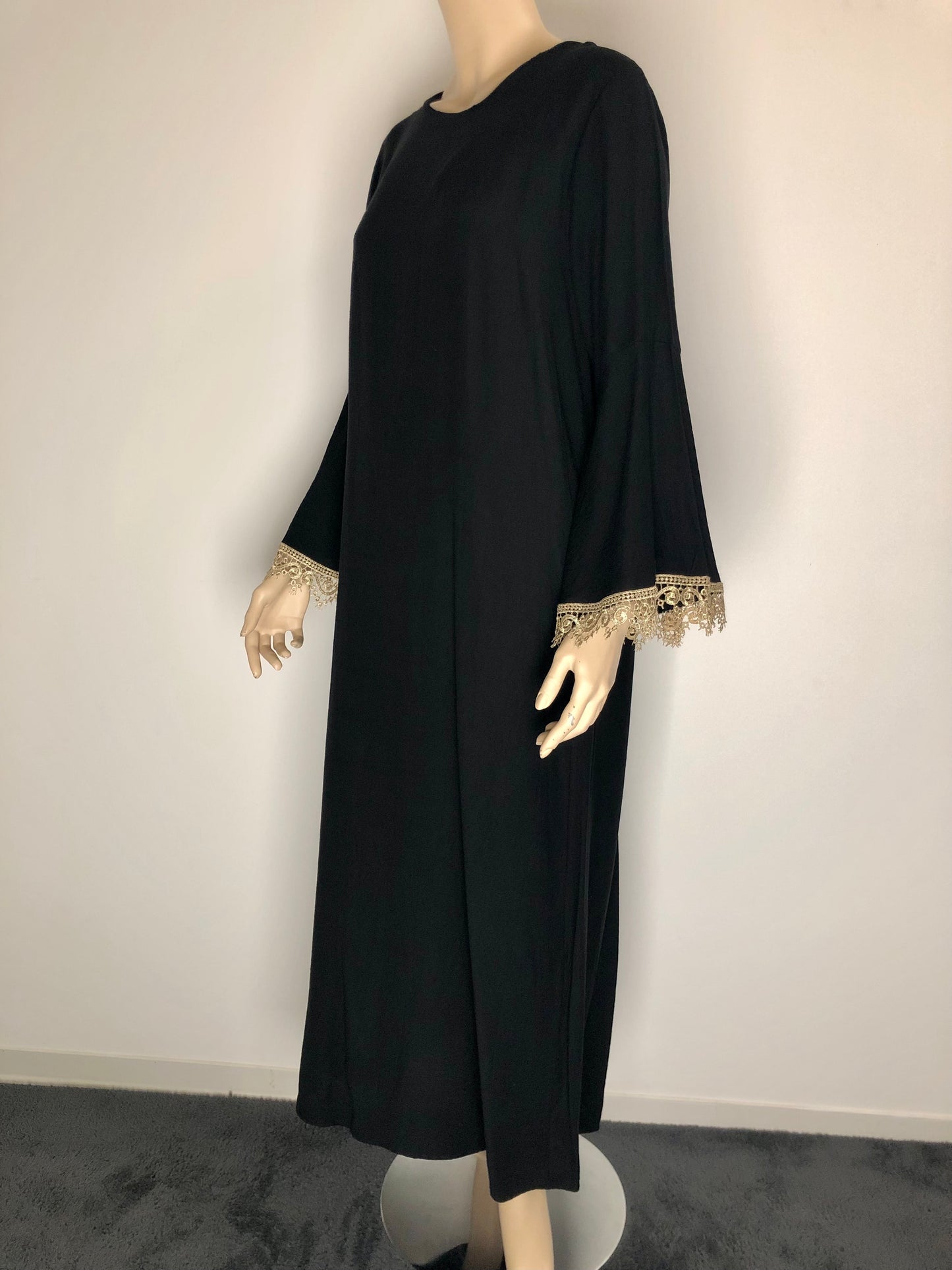 Abaya FARAH