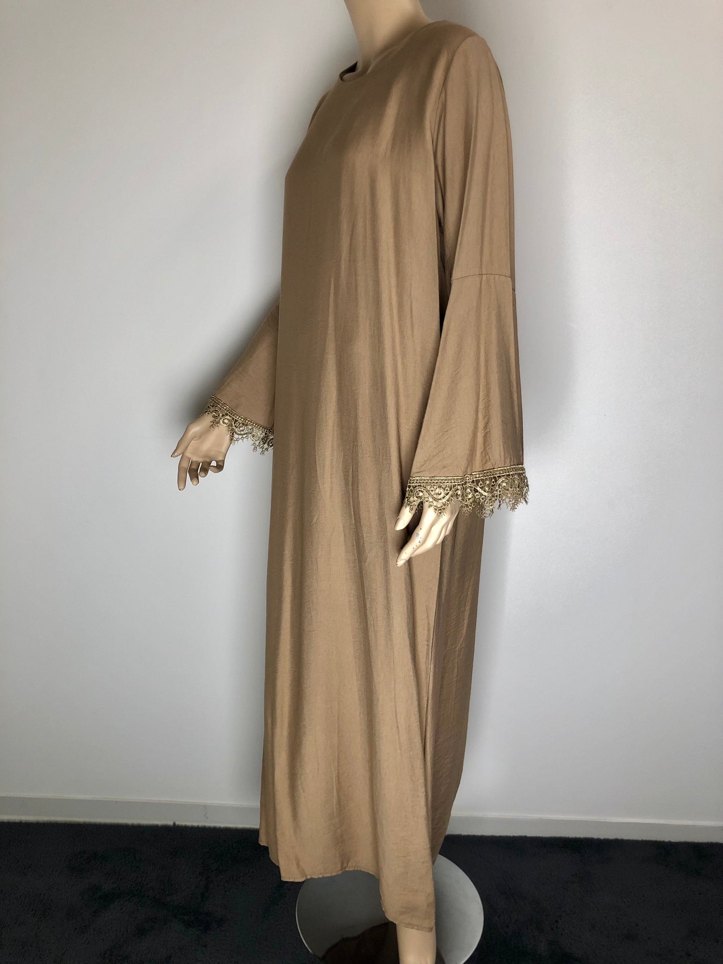 Abaya FARAH