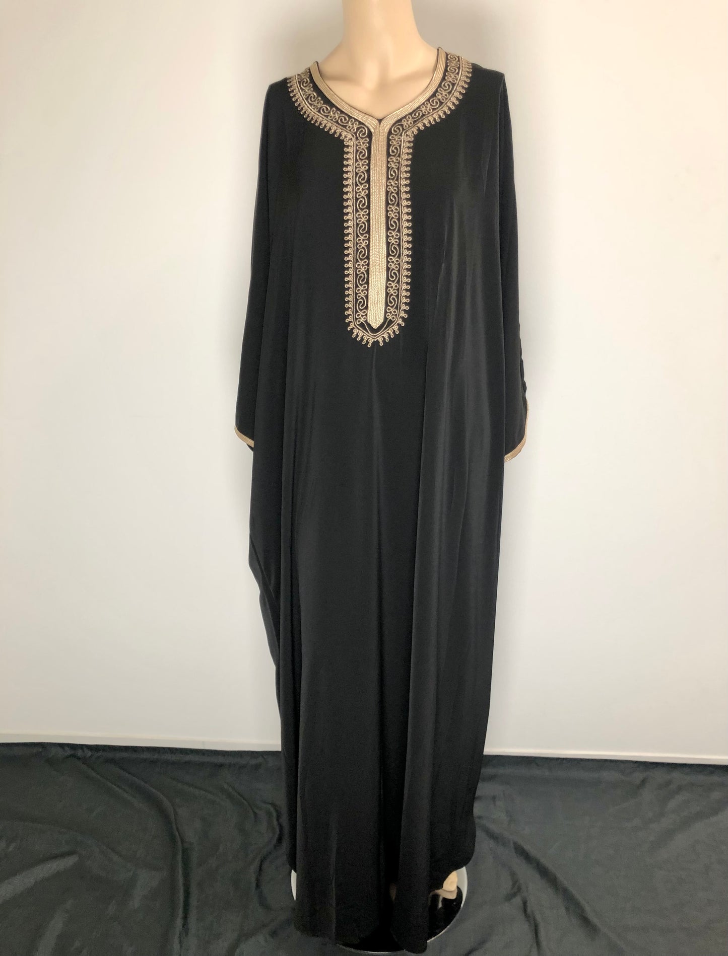 Abaya Papillon Oversize Broderies Dorées