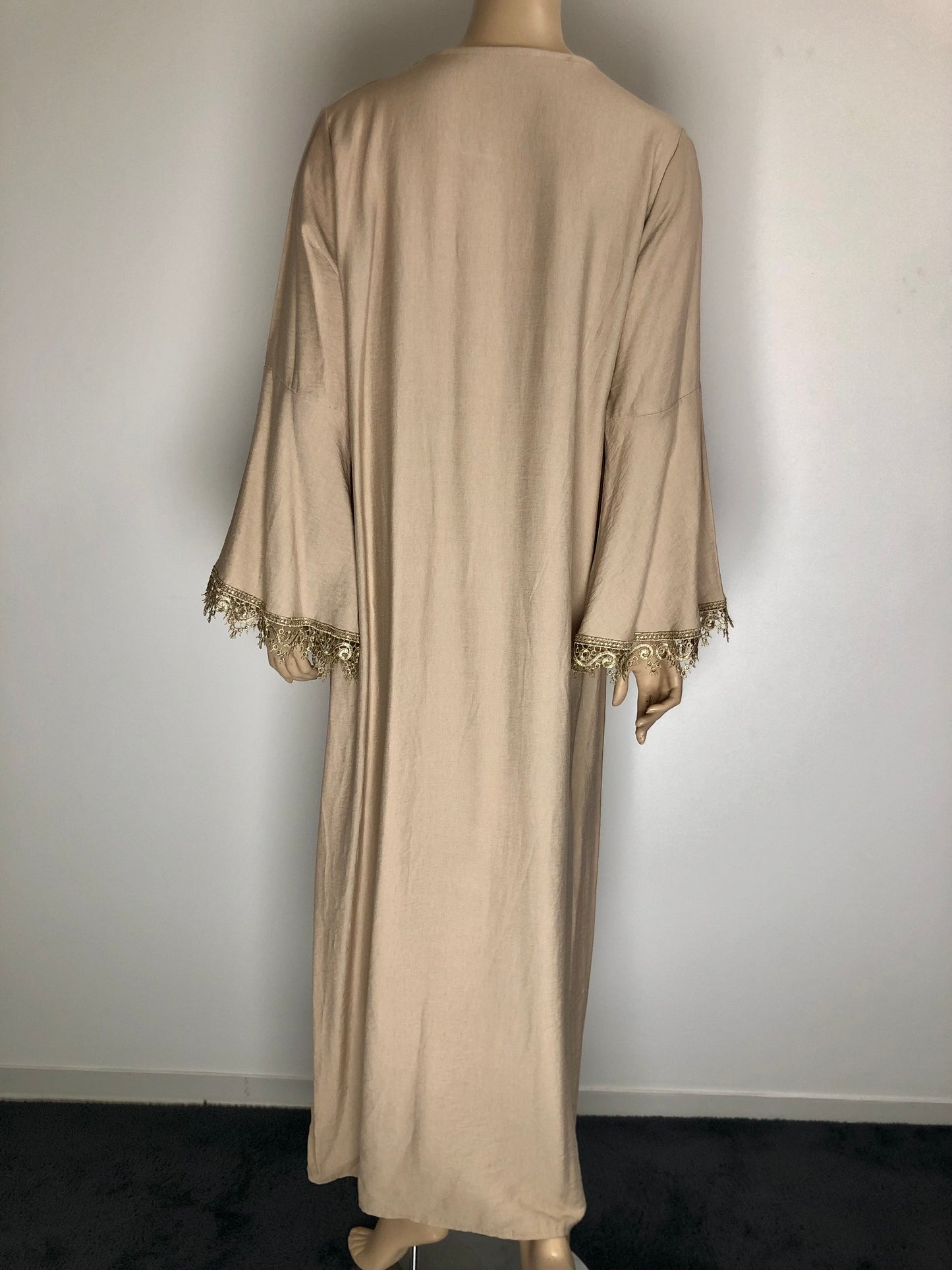 Abaya FARAH