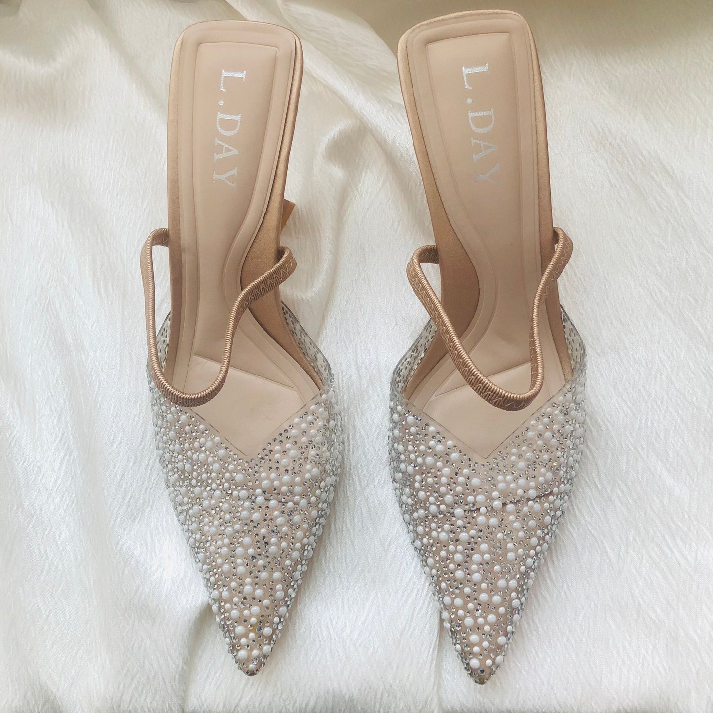 Chaussures Escarpins Dorés Transparents Perles et Strass